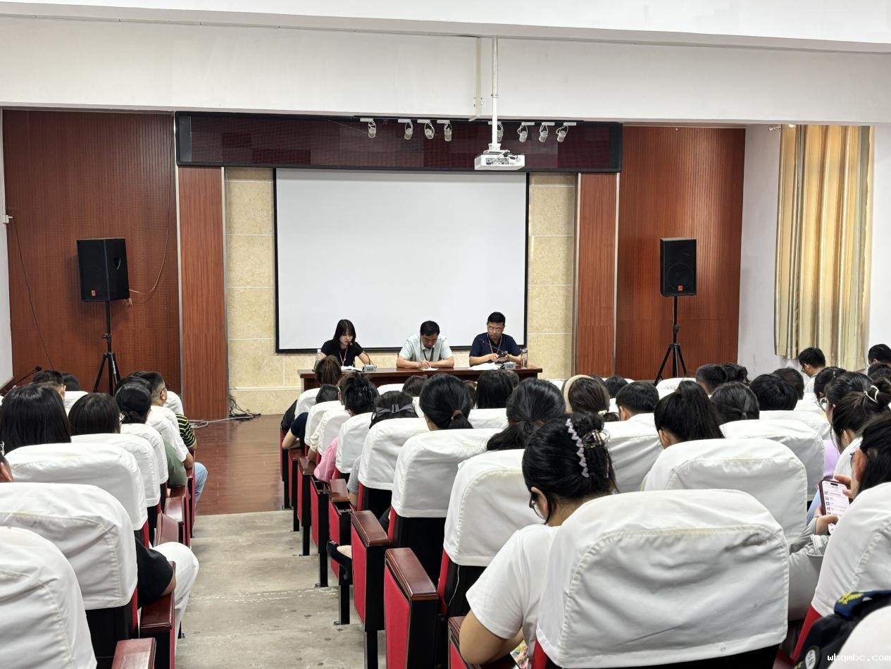 0bc72f6457f33219f5b6109216fc2b1