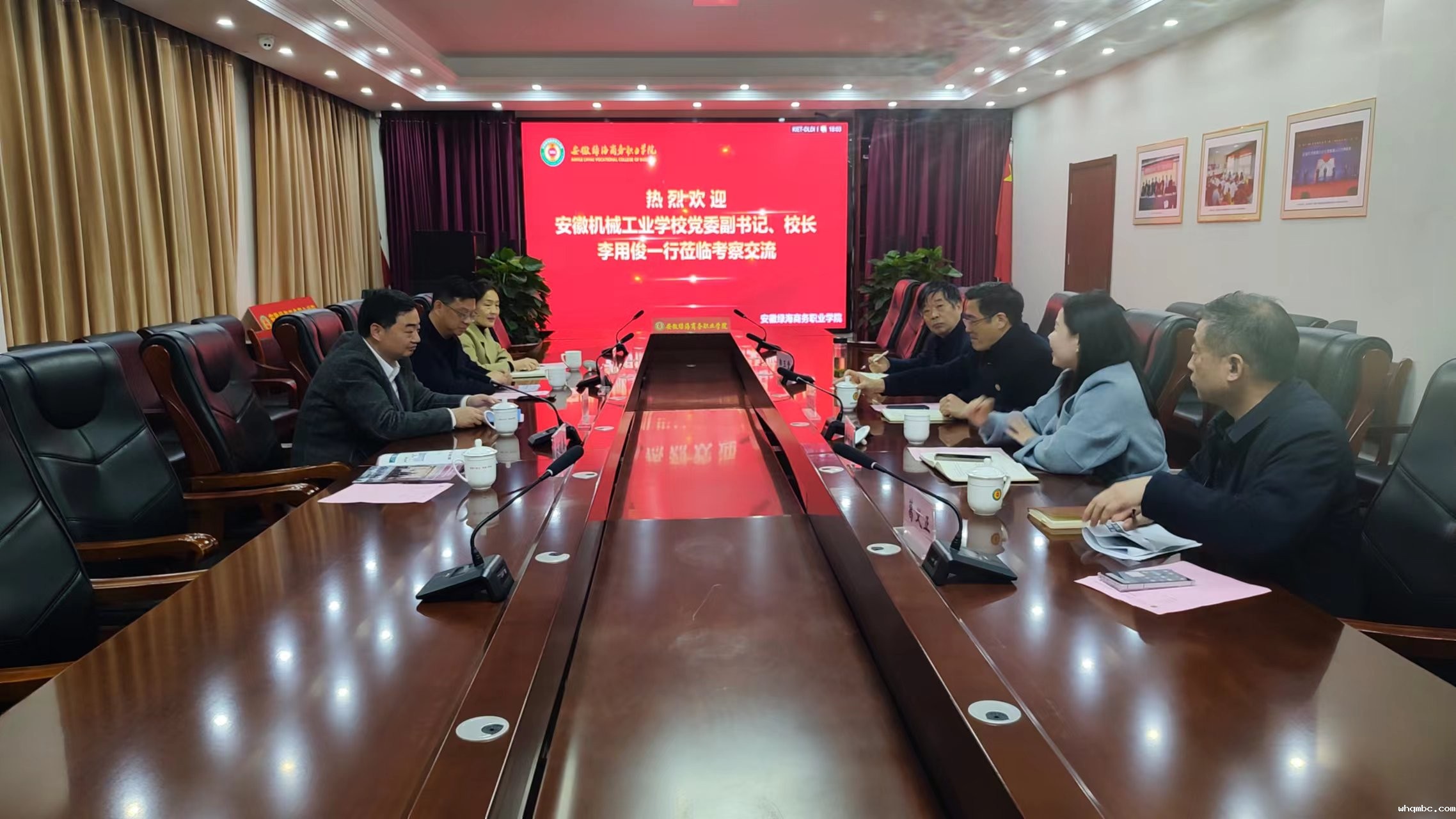 绿海.jpg 绿海.jpg