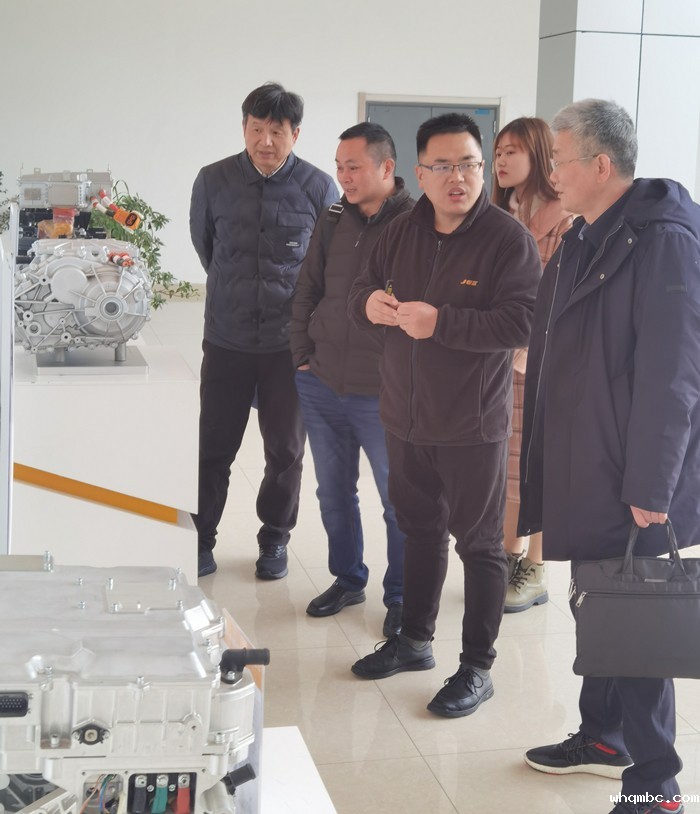 巨一1.jpg 巨一1.jpg